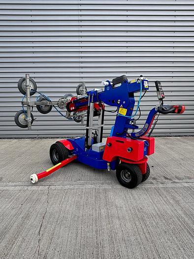 Used 2018 Oscar 600 Offroad Glazing Robot