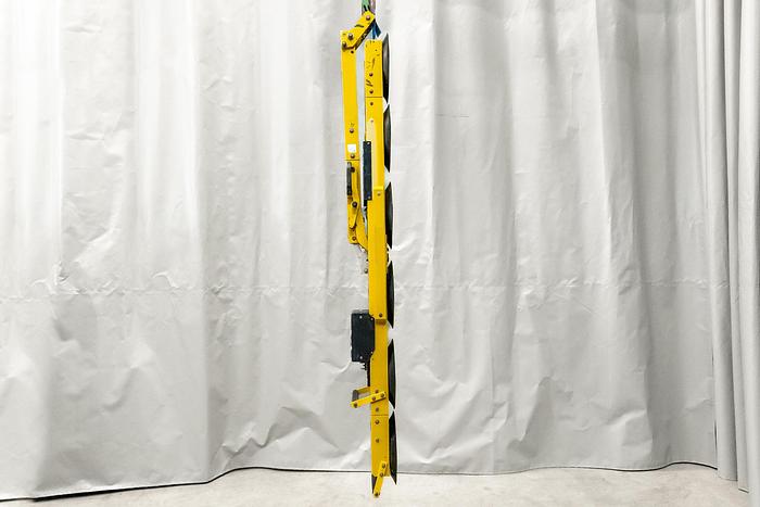 Used 2011 Wood's Powr-Grip MRTA611 Glass Vacuum Lifter