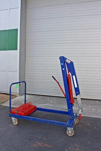 Used Sold - 01/22 - 2006 KS Glassboy 330 Floor Crane