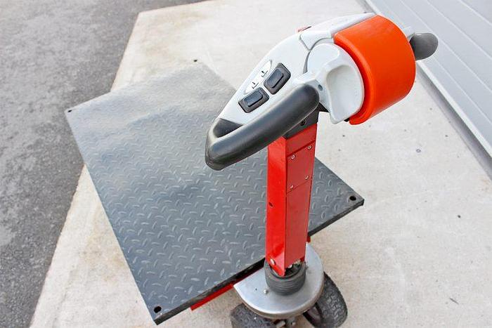 Used Sold - 06/23 - 2014 Tow Cart 350