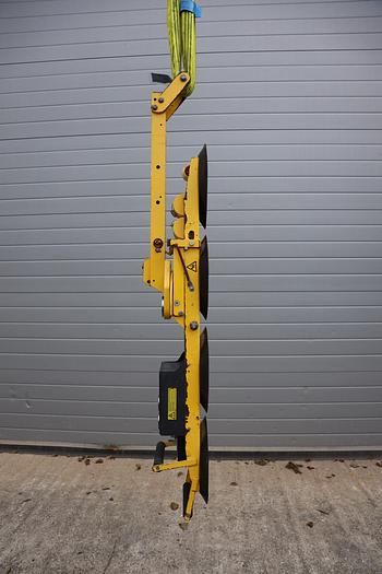 Used 2017 Wood's Powr-Grip P11104 Glass Vacuum Lifter