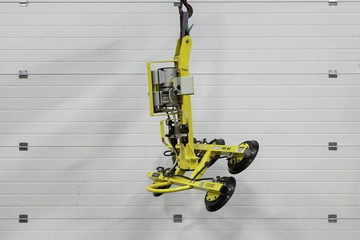 Used Wood's Powr-Grip MT5 Stone Vacuum Lifter