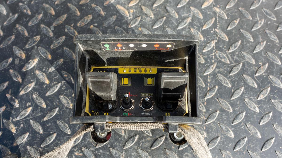 Used AlmaCrawler ML 1.5 FX Tracked Carrier