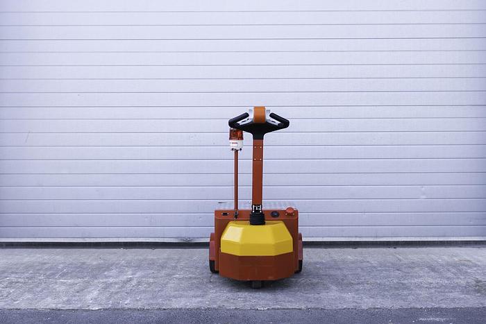 Used 2014 Tow Cart 1400