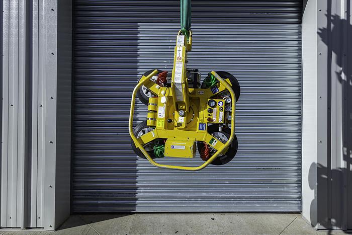 Used 2014 Wood's Powr-Grip MRT4 Glass Vacuum Lifter