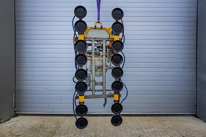 Used Kombi 7211-DSG Glass Vacuum Lifter