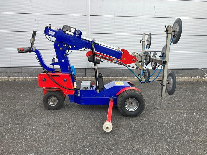 Used 2016 Oscar 600 Offroad Glazing Robot