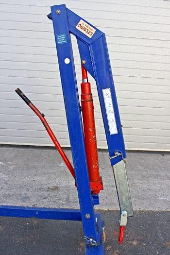 Used Sold - 01/22 - 2006 KS Glassboy 330 Floor Crane