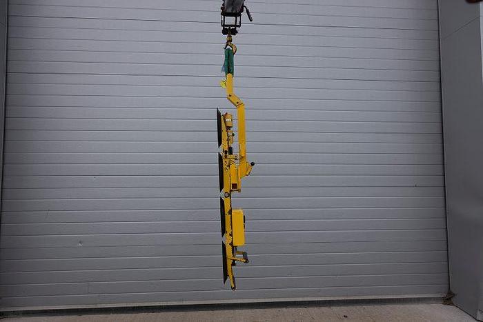 Used Sold - 01/23 - 2011 Wood's Powr-Grip P11104 Glass Vacuum Lifter