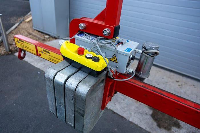 Used Libro 250 Overhang Beam