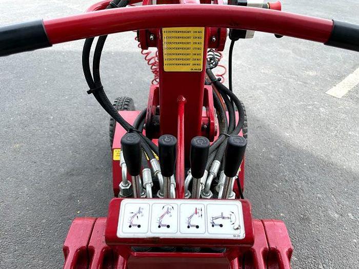 Used Geko 250 PV Glazing Robot