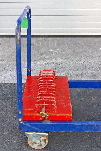 Used Sold - 01/22 - 2006 KS Glassboy 330 Floor Crane