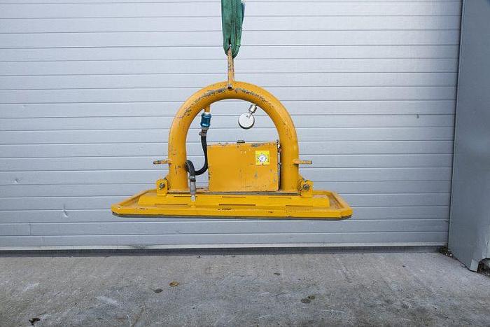 Used SK1000 Stone Vacuum Lifter
