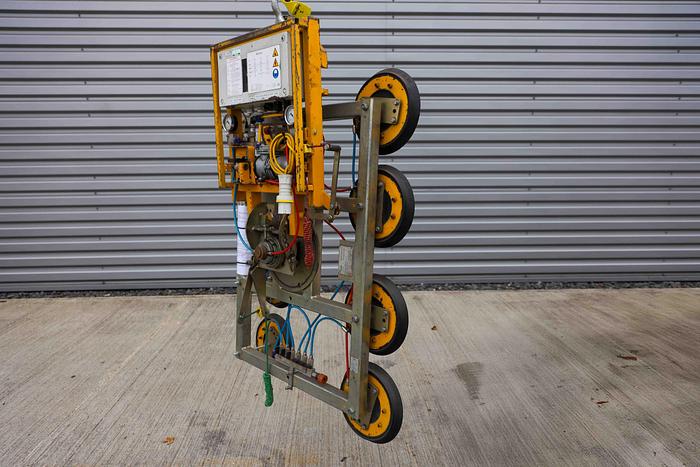 Used 2006 Kombi 7211-DS2 Glass Vacuum Lifter
