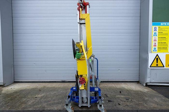 Used Sold - 02/23 - 2008 Wood's Powr-Grip MRT4 Glass Vacuum Lifter