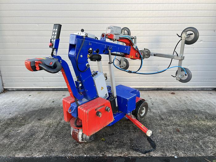 Used 2015 Oscar 280 Glazing Robot