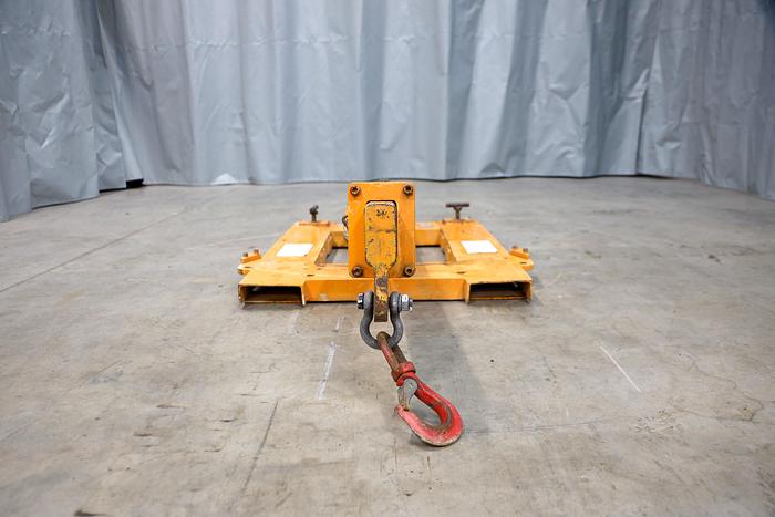 Used 2014 GGR Swing Arm Fork Lift Boom