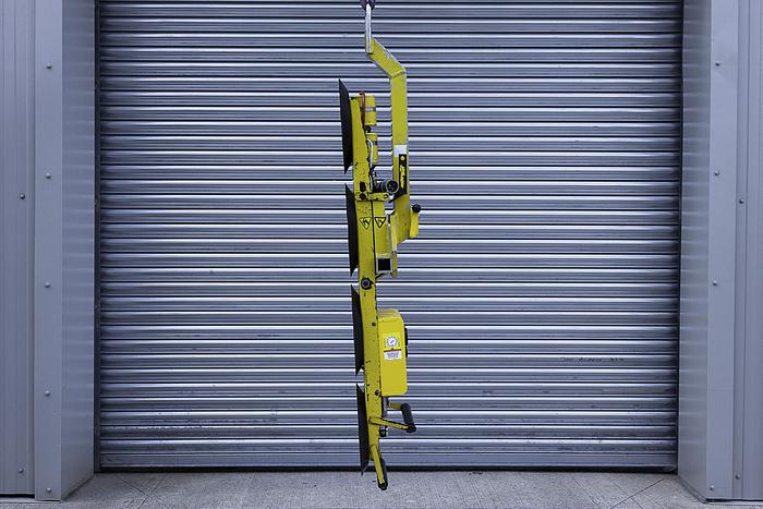 Used 2011 Wood's Powr-Grip P11104 Glass Vacuum Lifter