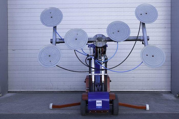 Used Sold - 05/25 - Oscar 600 Glazing Robot