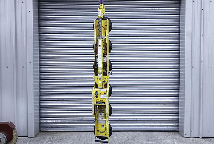 Used 2008 Wood's Powr-Grip MRTA611 Glass Vacuum Lifter