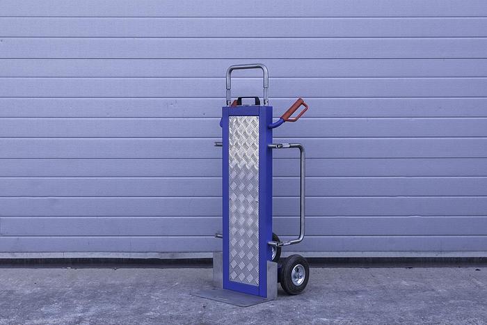 Used 2012 Sack & Stair Truck