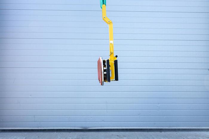 Used 2011 Wood's Powr-Grip P11104 Glass Vacuum Lifter