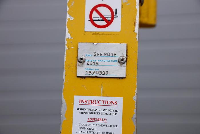 Used 2015 Wood's Powr-Grip MRT4 Glass Vacuum Lifter