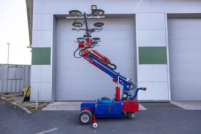 Used Oscar 1000 Plus Glazing Robot