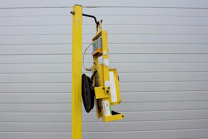 Used 2007 Wood's Powr-Grip MT1 Glass Vacuum Lifter