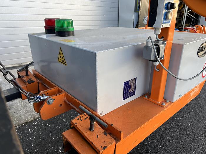 Used 2015 Fork Lift Verti-Clad Cladding Lifter