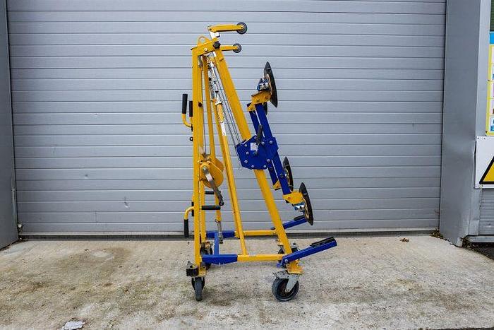 Used Sold - 07/23 - 2012 Quattrolifts Nomad Trolley