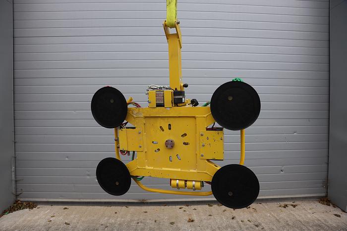 Used 2014 Wood's Powr-Grip MRTA6 Glass Vacuum Lifter