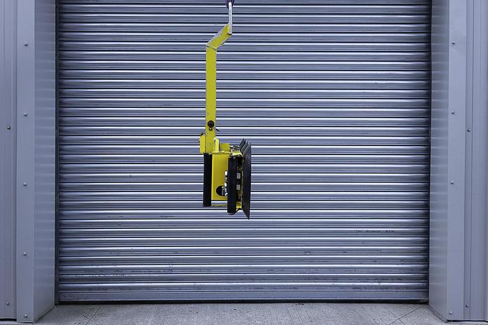 Used 2011 Wood's Powr-Grip P11104 Glass Vacuum Lifter
