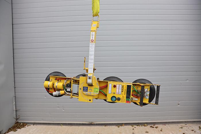 Used 2004 Wood's Powr-Grip P11104 Glass Vacuum Lifter