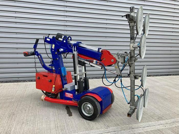 Used Sold - 07/23 - 2014 KS 600 Glazing Robot