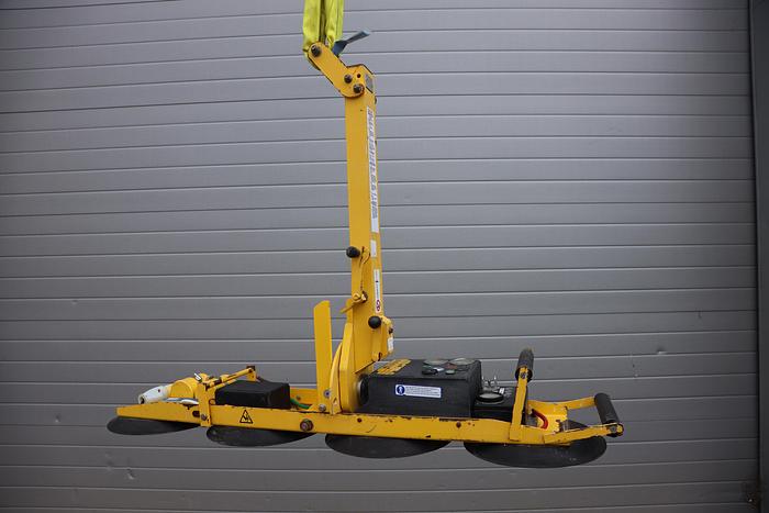 Used 2017 Wood's Powr-Grip P11104 Glass Vacuum Lifter