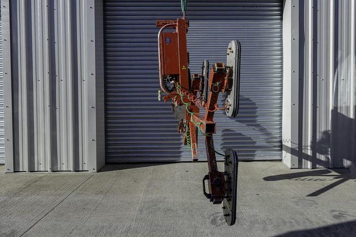 Used Wood's Powr-Grip Clad-King Cladding Lifter