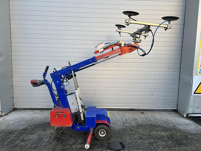 Used 2015 Oscar 280 Glazing Robot