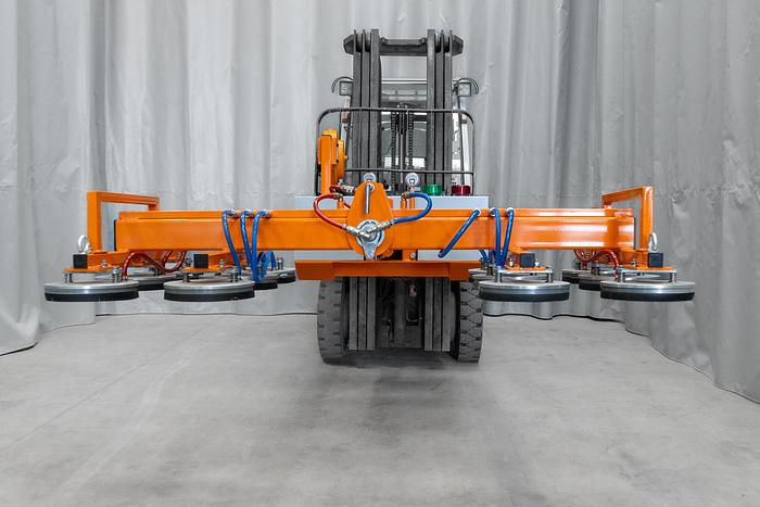 Used 2015 Oktopus Fork Lift Verti-Clad Cladding Lifter