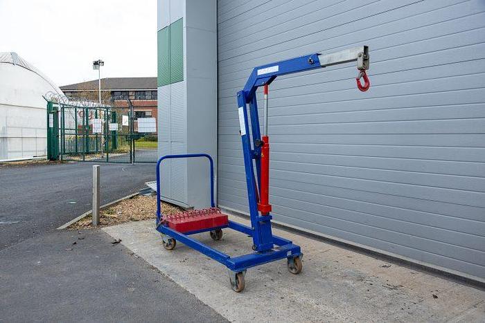 Used 2004 K.Schulten Glassboy 330 Floor Crane