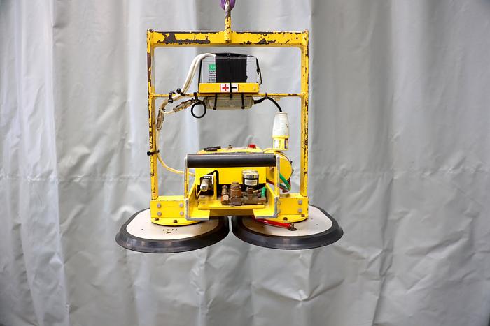 Used 2009 Wood's Powr-Grip MT2 Glass Vacuum Lifter