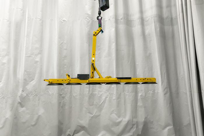 Used 2011 Wood's Powr-Grip MRTA611 Glass Vacuum Lifter