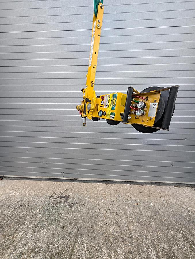 Used Wood's Powr-Grip P11104 Glass Vacuum Lifter