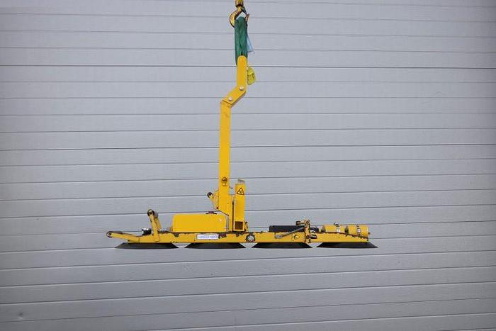 Used Sold - 01/23 - 2011 Wood's Powr-Grip P11104 Glass Vacuum Lifter