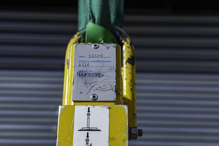 Used 2014 Wood's Powr-Grip MRT4 Glass Vacuum Lifter