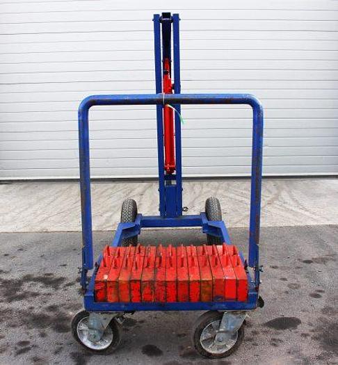 Used Sold - 10/22 - 2006 KS Big Foot 280 Floor Crane