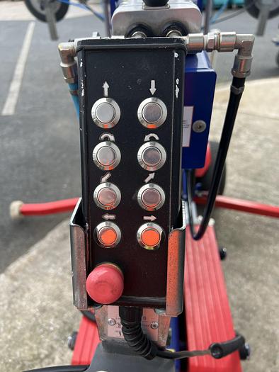 Used 2018 Oscar 600 Offroad Glazing Robot