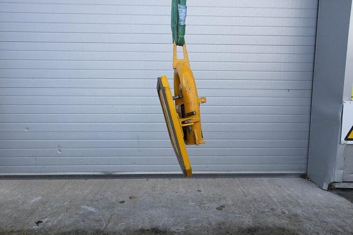 Used SK1000 Stone Vacuum Lifter