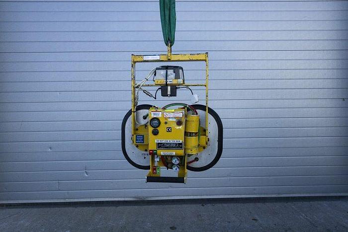 Used 2009 Wood's Powr-Grip MT2 Glass Vacuum Lifter