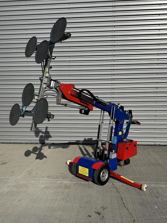 Used Oscar 600 Offroad Glazing Robot